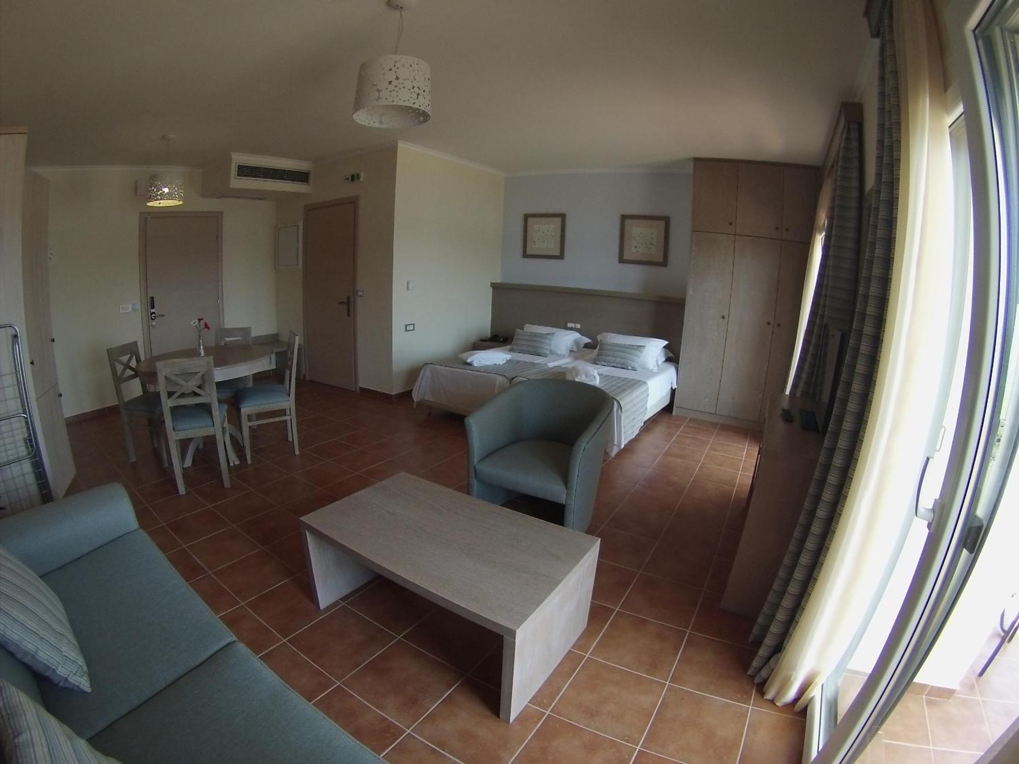 Sivota Gold Aparthotel Стая снимка