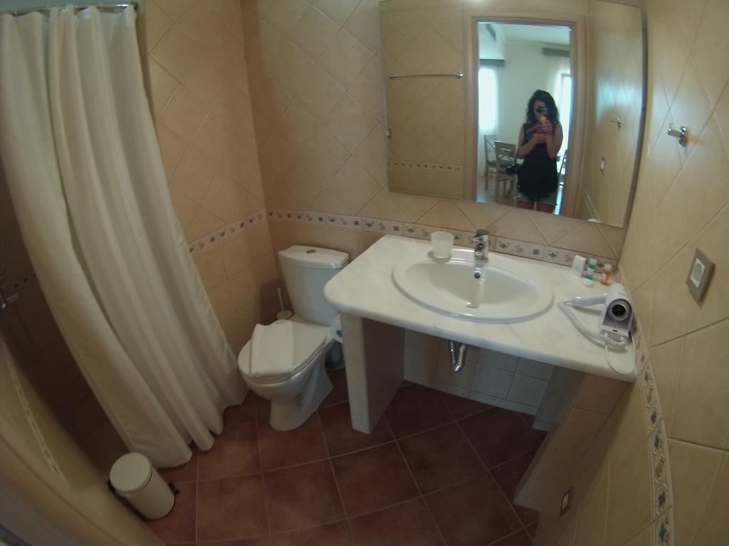 Sivota Gold Aparthotel Стая снимка