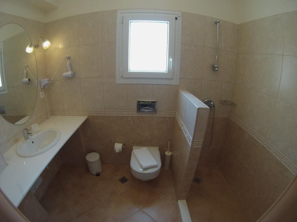 Sivota Gold Aparthotel Стая снимка