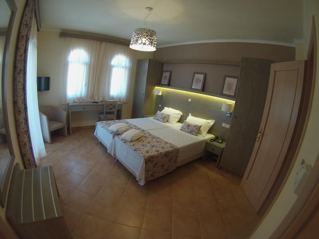 Sivota Gold Aparthotel Стая снимка