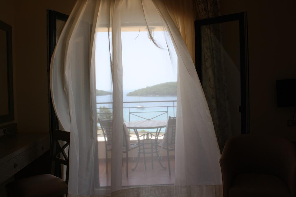 Sivota Gold Aparthotel Стая снимка
