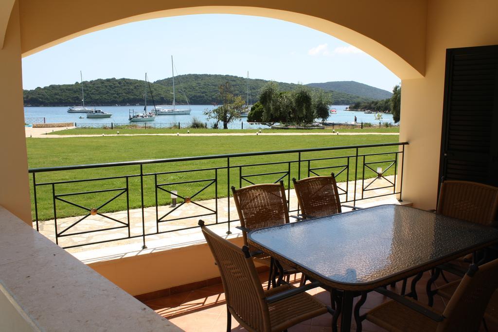 Sivota Gold Aparthotel Стая снимка